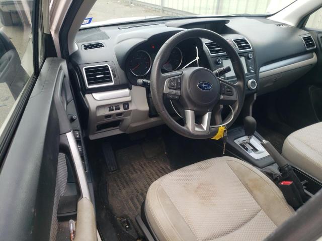  SUBARU FORESTER 2017 Biały