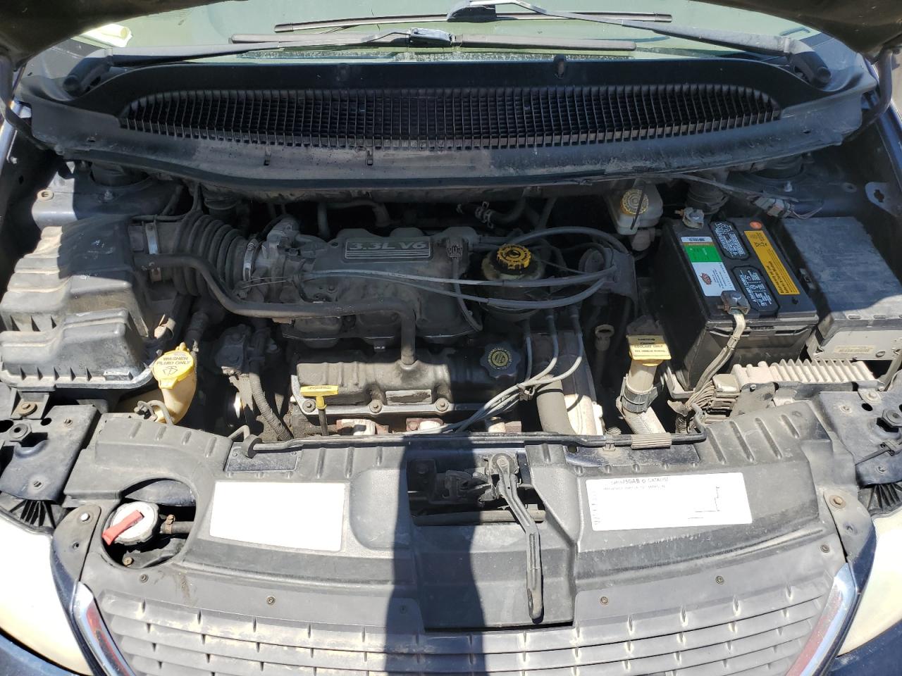 2003 Chrysler Town & Country VIN: 2C4GP24R73R358060 Lot: 64146305