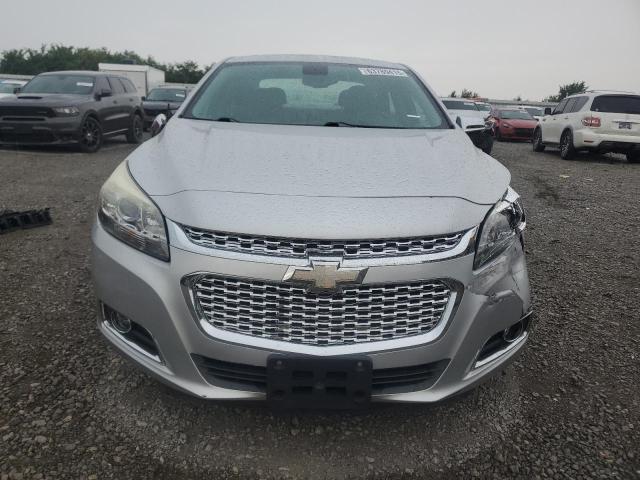  CHEVROLET MALIBU 2015 Srebrny