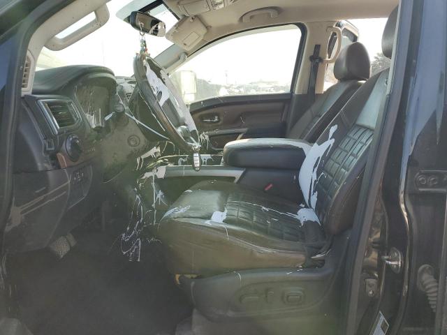  NISSAN TITAN 2016 Brązowy
