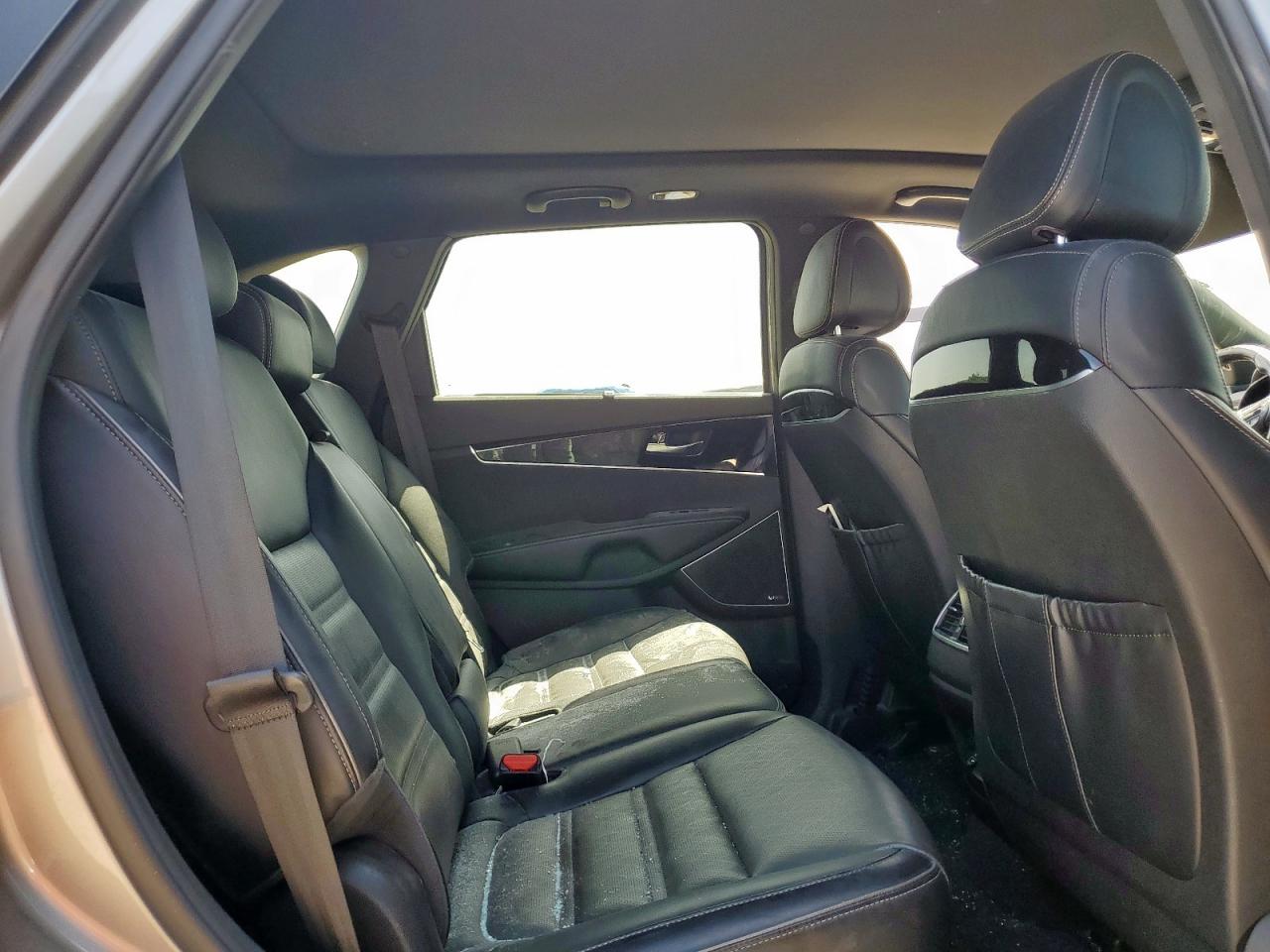 2016 Kia Sorento Sx VIN: 5XYPK4A11GG027378 Lot: 65387385