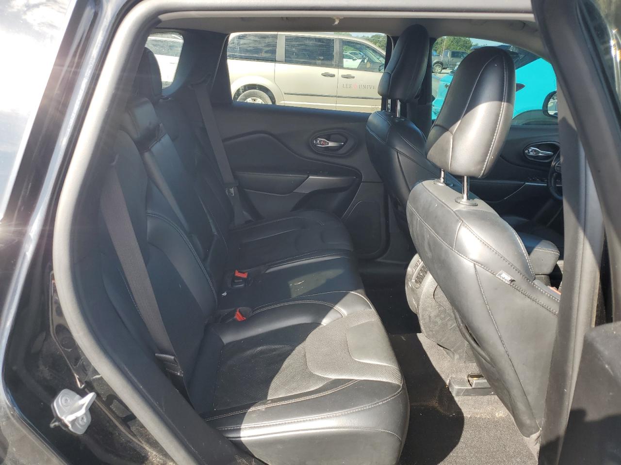 2021 Jeep Cherokee Latitude Lux VIN: 1C4PJMMX8MD200570 Lot: 64667565
