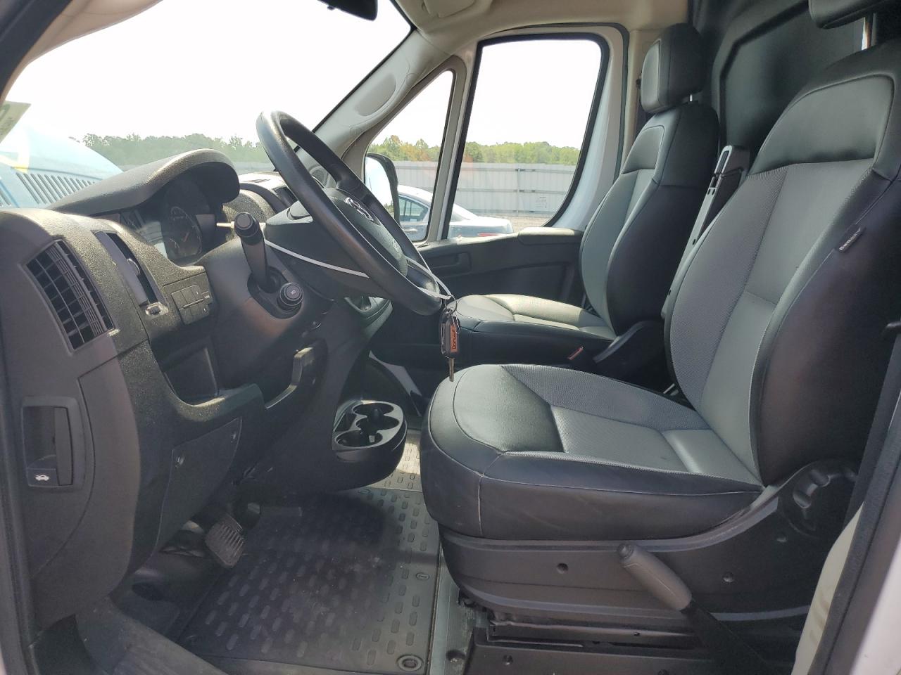 2018 Ram Promaster 2500 2500 High VIN: 3C6TRVDG3JE124917 Lot: 63561505
