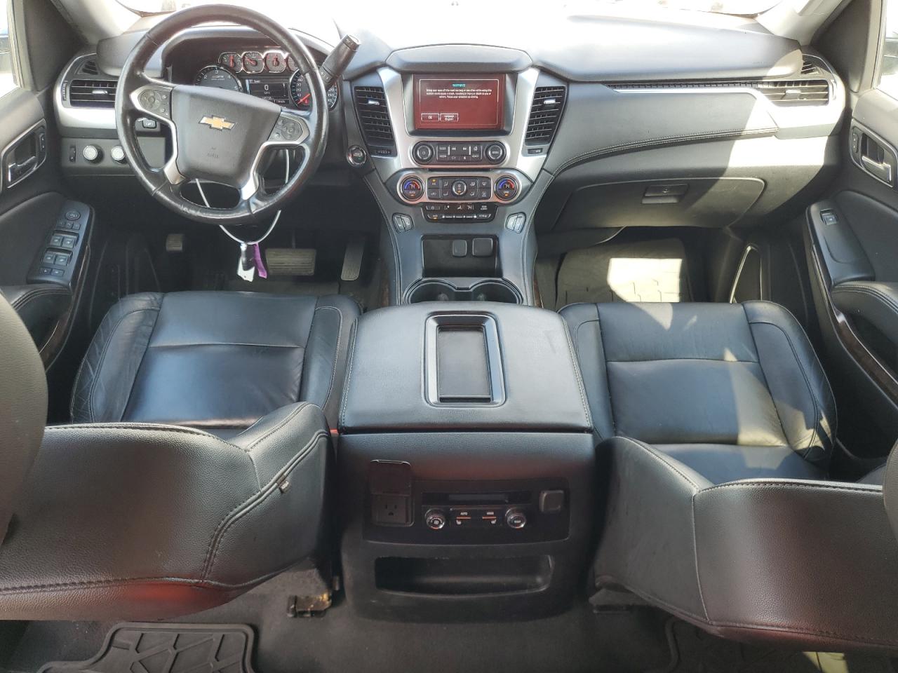 1gnskhkc3kr339480 1GNSKHKC3KR339480 2019 Chevrolet Suburban K1500 Lt