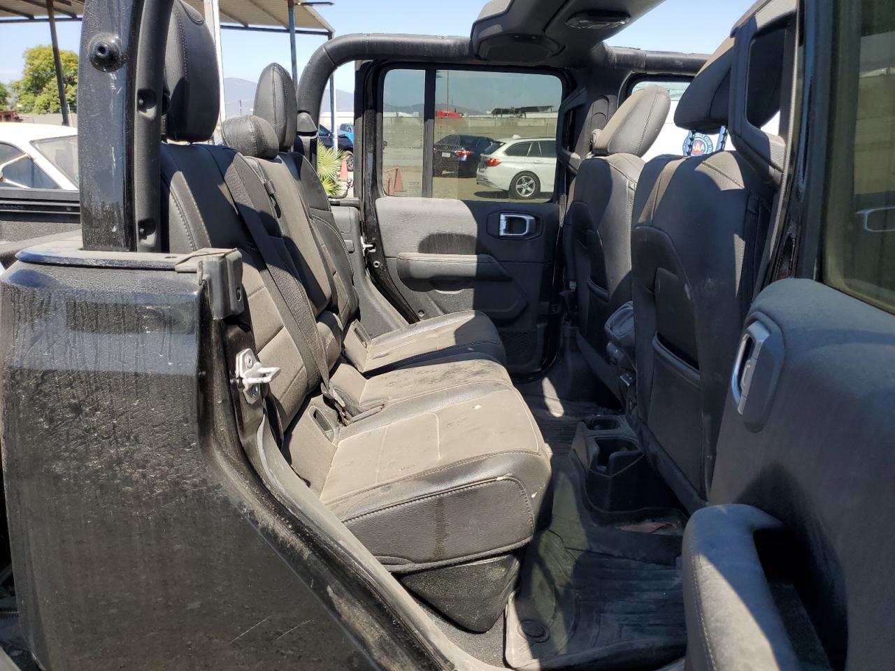 2020 Jeep Gladiator Overland VIN: 1C6HJTFG3LL182566 Lot: 64187745