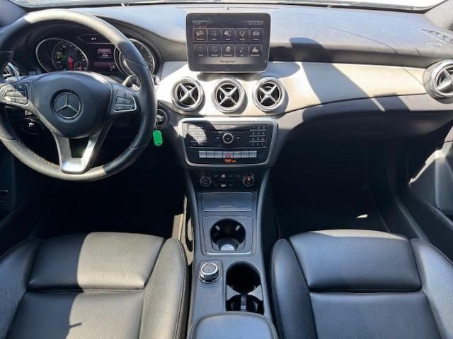  MERCEDES-BENZ GLA-CLASS 2018 Czarny