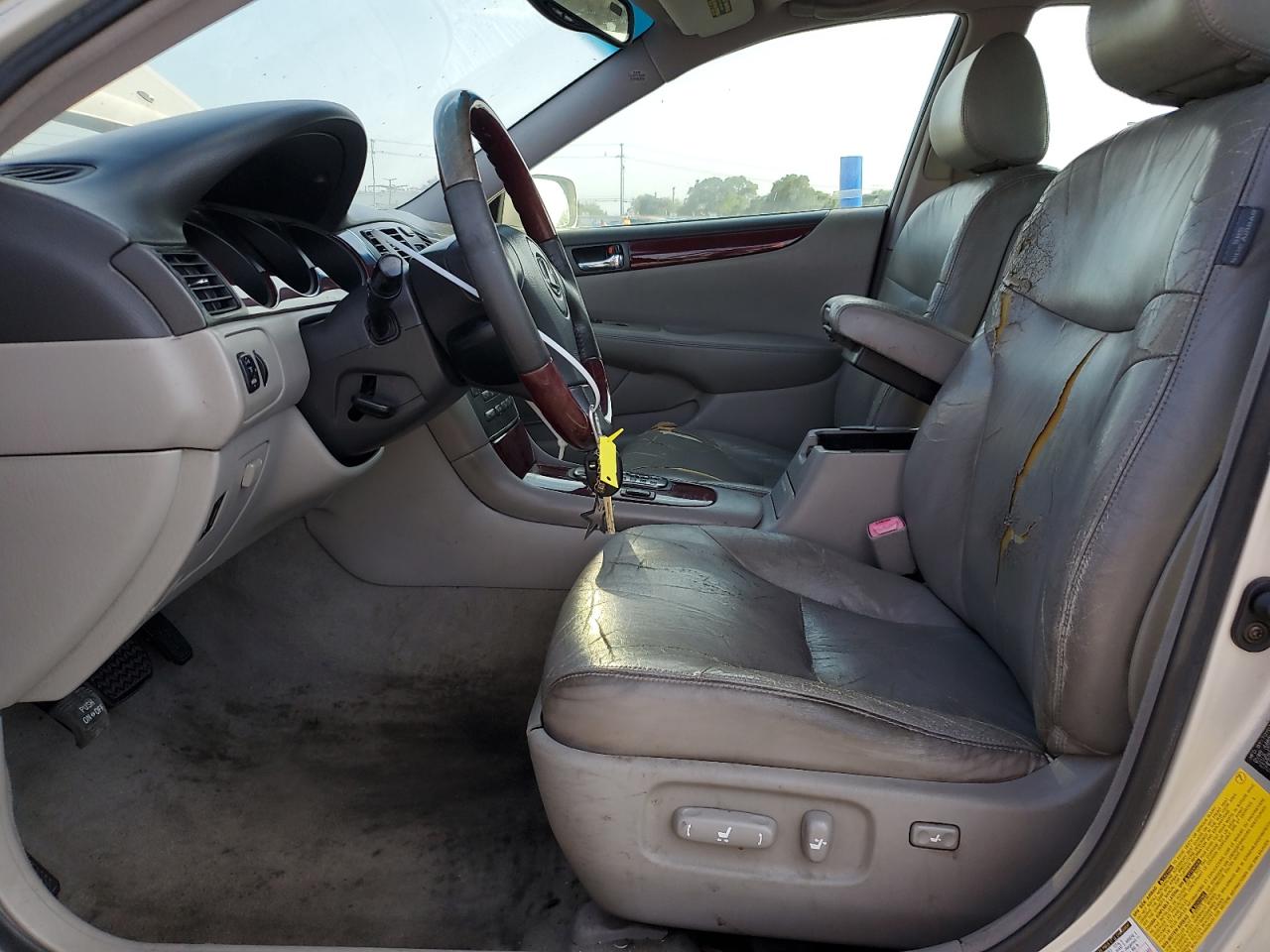 2004 Lexus Es 330 VIN: JTHBA30GX40007949 Lot: 64651055