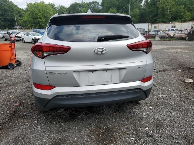 HYUNDAI TUCSON 2018 Серебристый