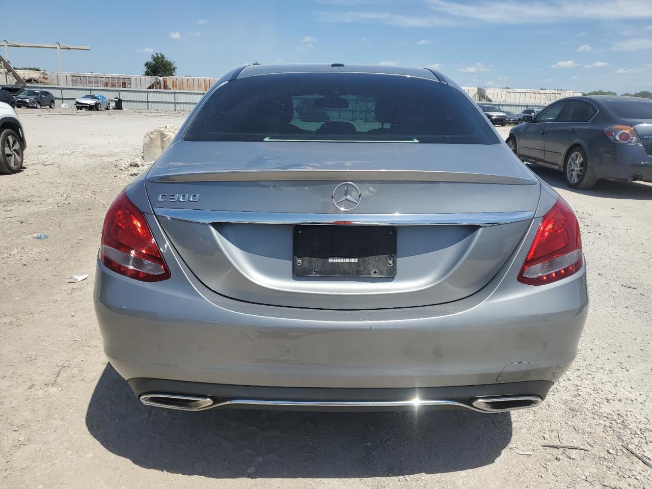 2016 Mercedes-Benz C 300 VIN: 55SWF4JB3GU108350 Lot: 62739365