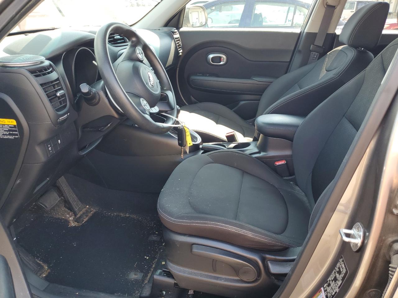2017 Kia Soul VIN: KNDJN2A22H7499565 Lot: 62978795