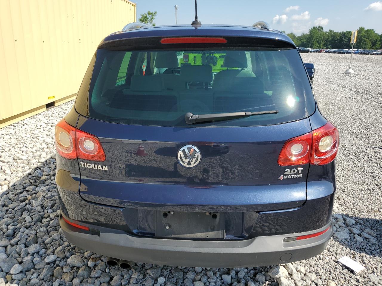 2011 Volkswagen Tiguan S VIN: WVGBV7AX7BW561273 Lot: 64443755