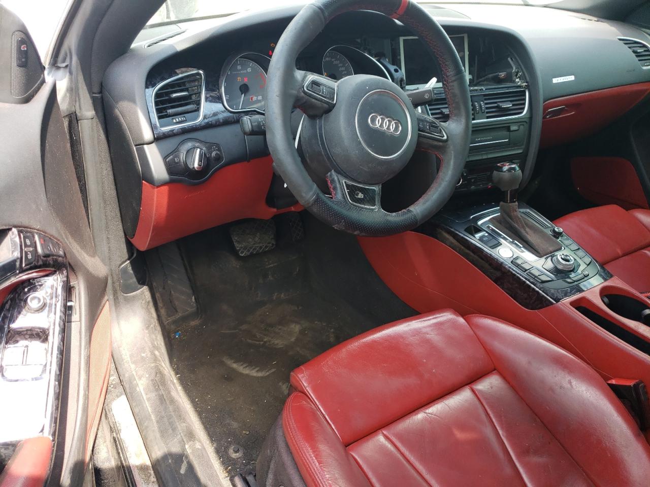 2011 Audi S5 Premium VIN: WAULVBFRXBA010108 Lot: 64233255