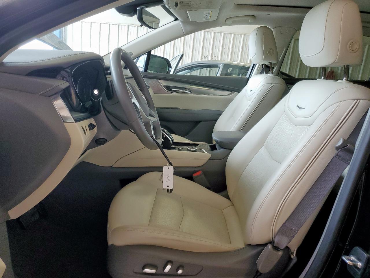 2022 Cadillac Xt5 Premium Luxury VIN: 1GYKNCRS1NZ166363 Lot: 62932735