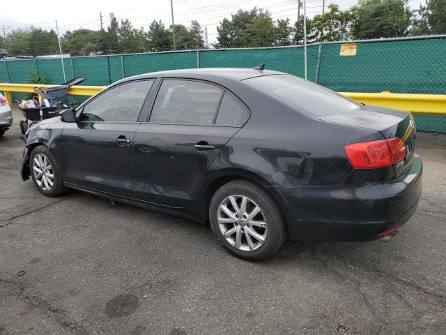 Sedans VOLKSWAGEN JETTA 2012 Czarny