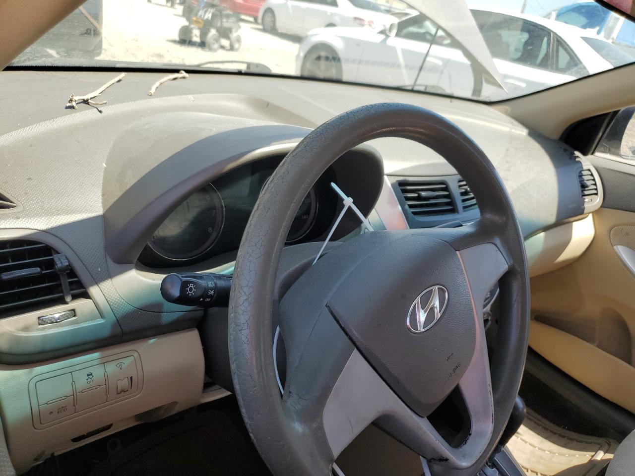 2013 Hyundai Accent Gls VIN: KMHCT4AE8DU532080 Lot: 64640355