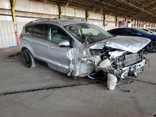  FORD ESCAPE 2017 Srebrny