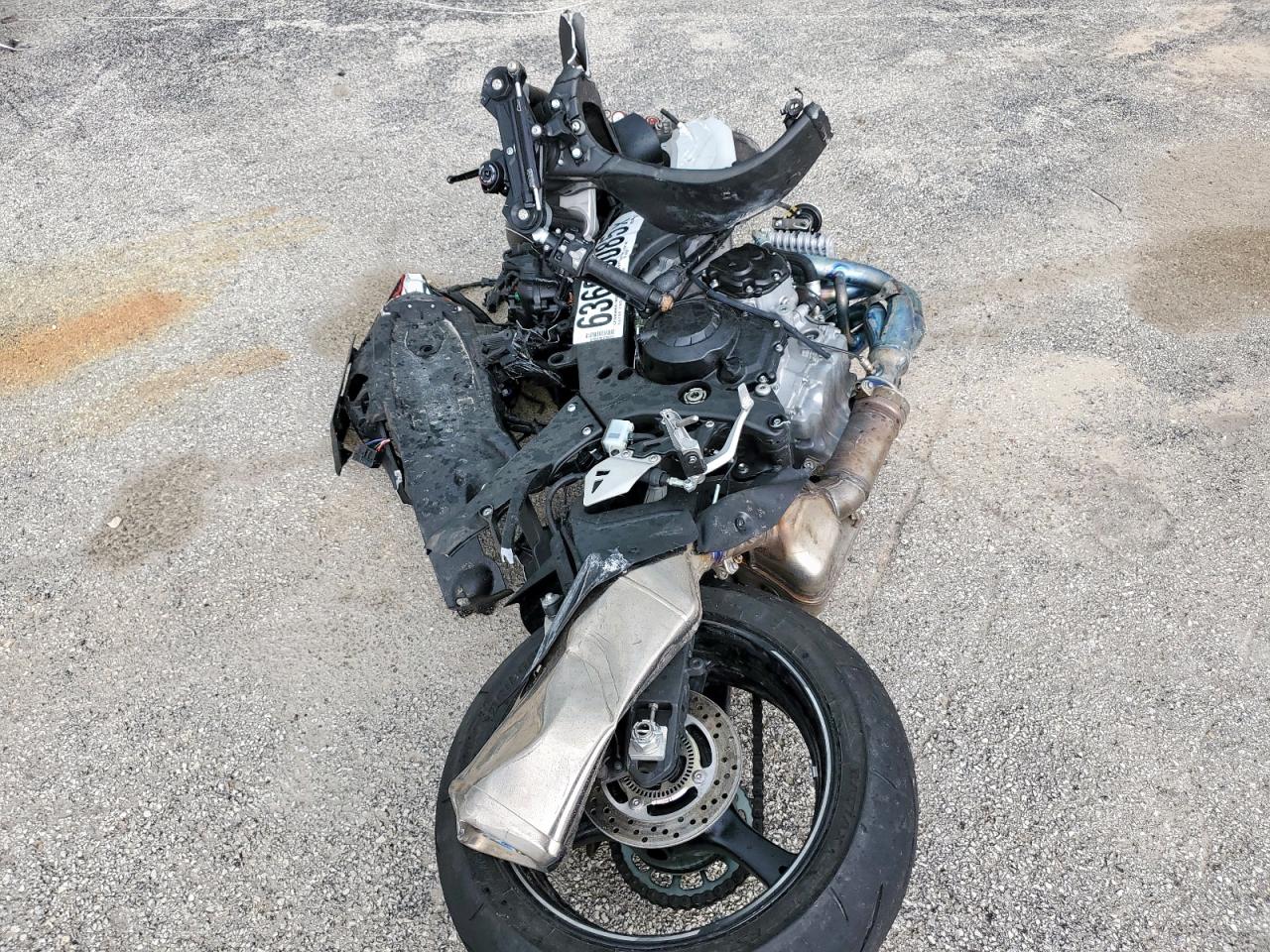 jkbzxvm15sa009508 JKBZXVM15SA009508 2025 Kawasaki Zx1002 M