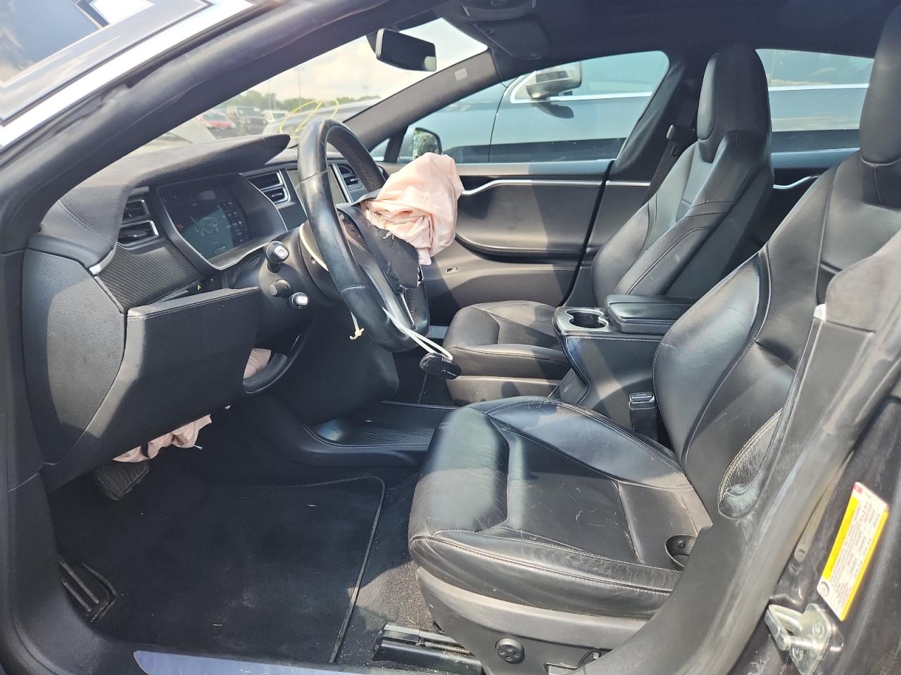 2015 Tesla Model S 70D/85D/P85D VIN: 5YJSA1E29FF115146 Lot: 65836225