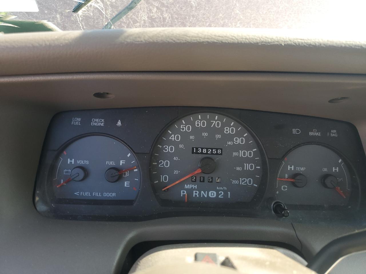 2003 Mercury Grand Marquis Gs VIN: 2MEFM74WX3X634376 Lot: 62851055
