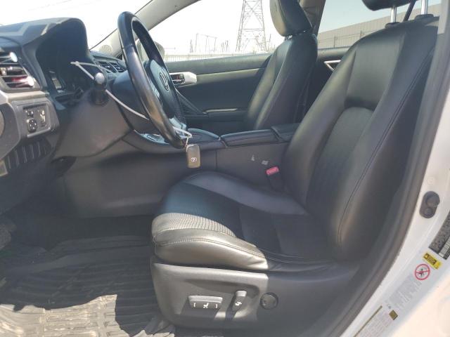  LEXUS CT 200 2013 White