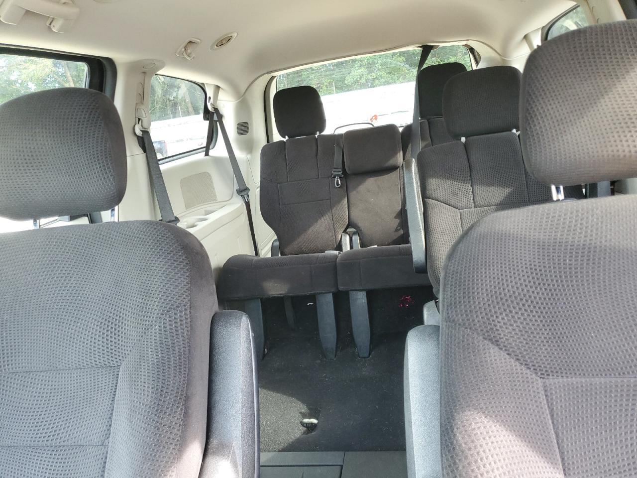 2014 Dodge Grand Caravan Sxt VIN: 2C4RDGCG8ER155681 Lot: 63787465