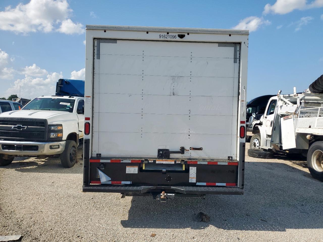 2021 GMC Savana Cutaway G3500 VIN: 7GZ37TC71MN010888 Lot: 64125925