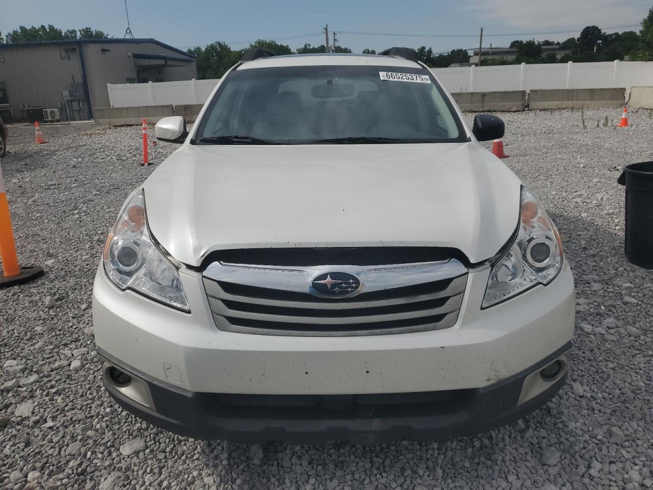 2011 Subaru Outback 2.5I Premium VIN: 4S4BRCGC3B3352275 Lot: 66525375