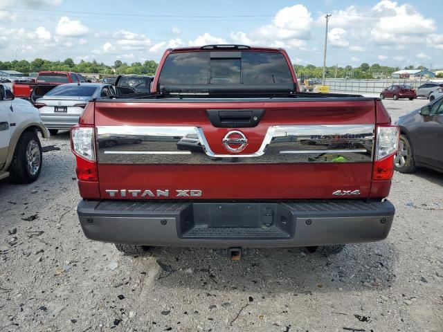 Pickups NISSAN TITAN 2016 Czerwony