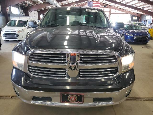 Pickups RAM 1500 2015 Czarny