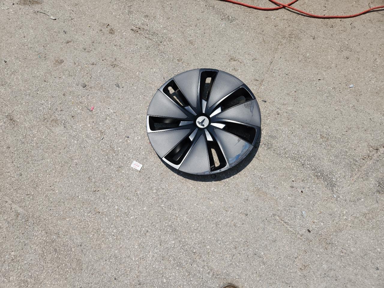 2025 Tesla Model 3 VIN: 5YJ3E1EA5SF007908 Lot: 63615025