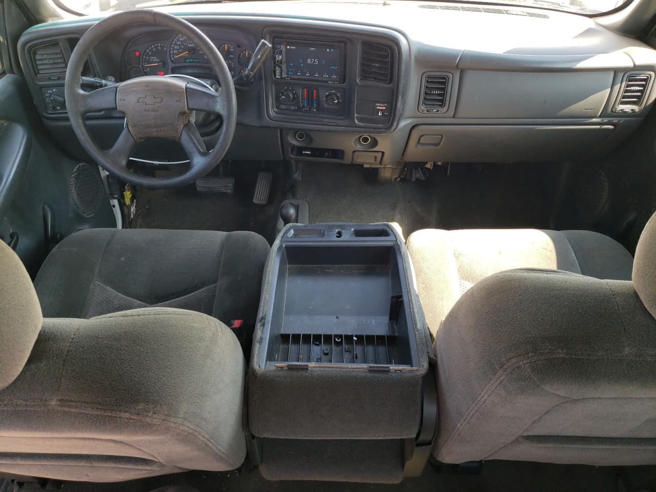 2003 GMC New Sierra K1500 VIN: 1GTEK19V03E268204 Lot: 62958875