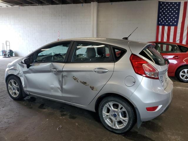  FORD FIESTA 2016 Srebrny