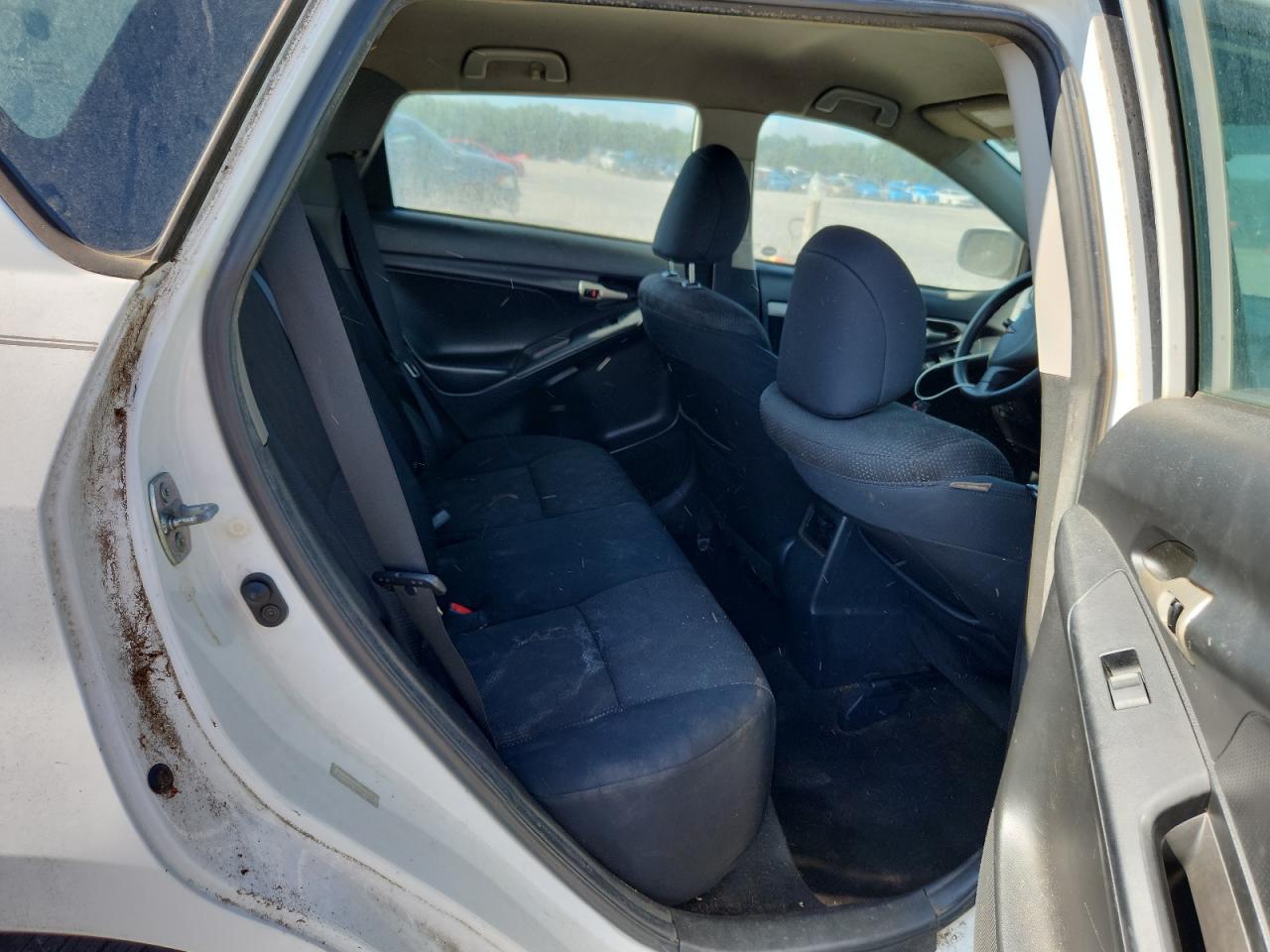 2010 Pontiac Vibe VIN: 5Y2SP6E03AZ410286 Lot: 64865645