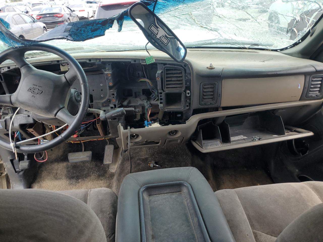 2002 Chevrolet Tahoe K1500 VIN: 1GNEK13Z92R253288 Lot: 64324455