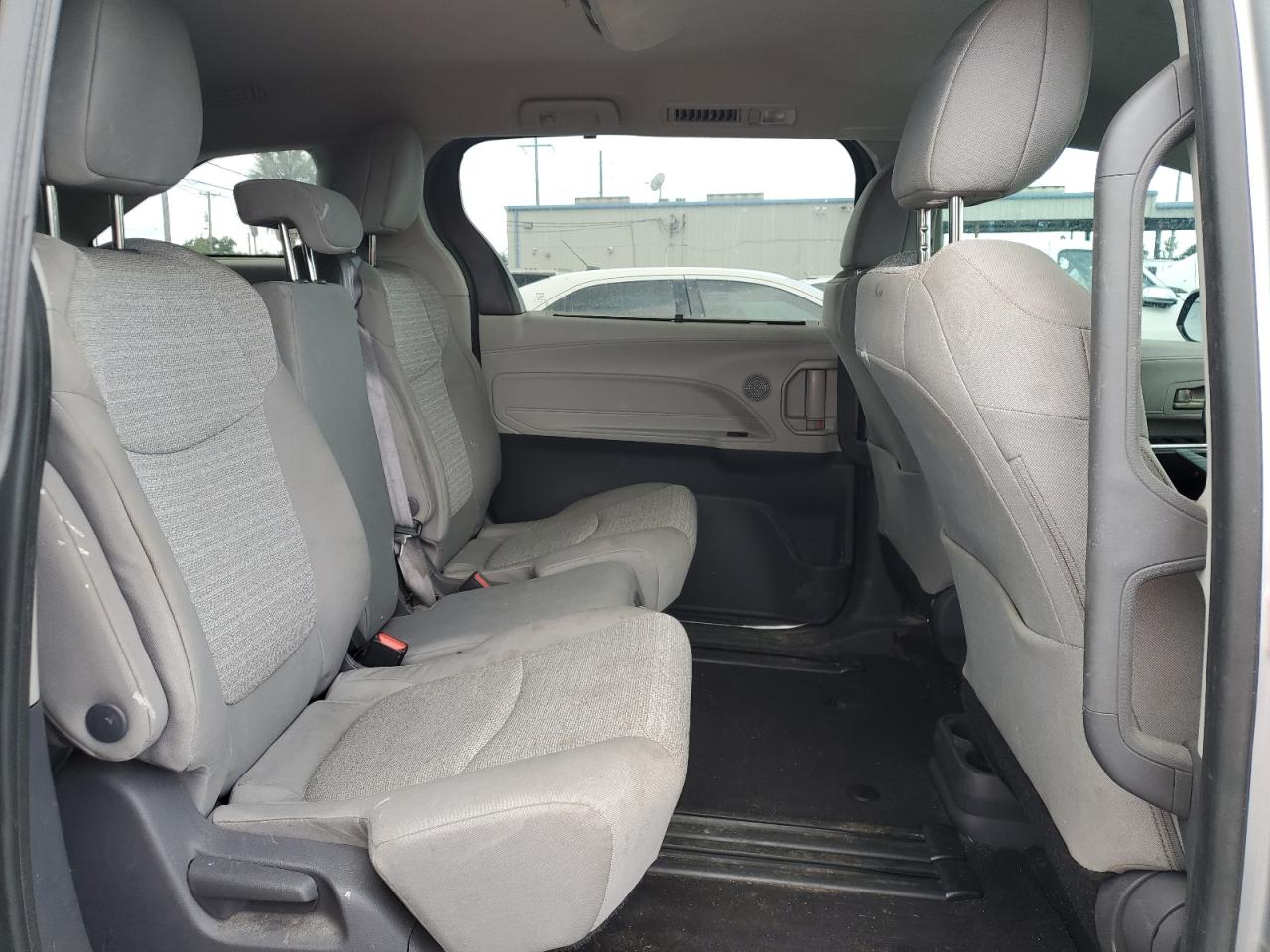 2021 Toyota Sienna Le VIN: 5TDKRKEC1MS067285 Lot: 65129175