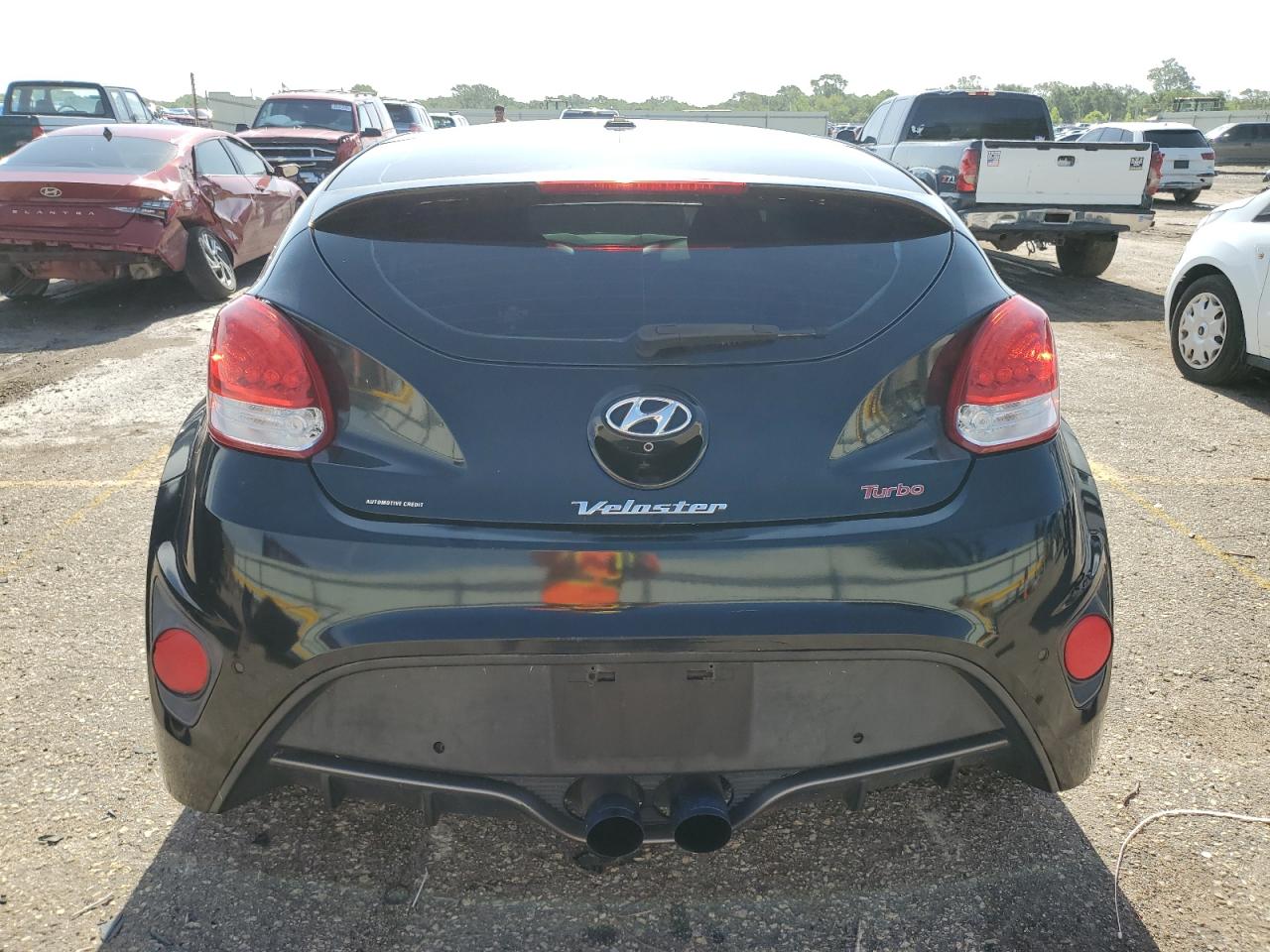 kmhtc6aexhu313865 KMHTC6AEXHU313865 2017 Hyundai Veloster Turbo