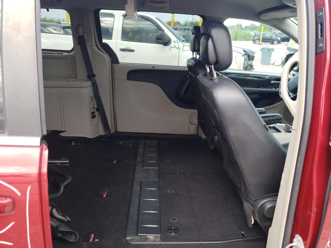 2015 Chrysler Town & Country Touring VIN: 2C4RC1BG6FR708508 Lot: 64848925