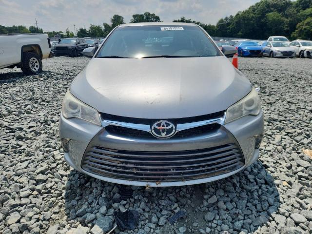  TOYOTA CAMRY 2015 Серебристый
