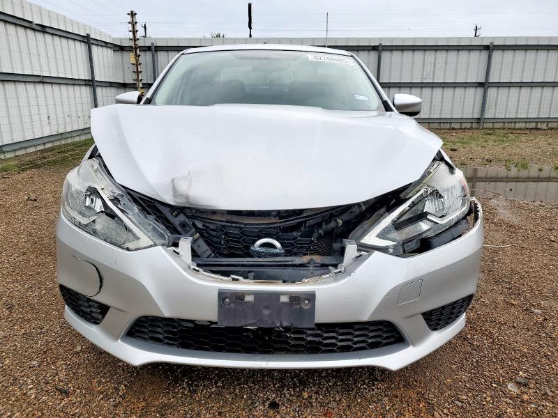  NISSAN SENTRA 2016 Серебристый