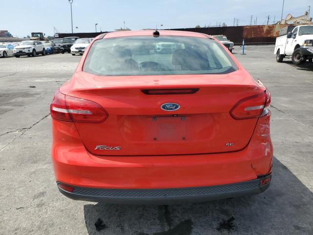  FORD FOCUS 2015 Красный