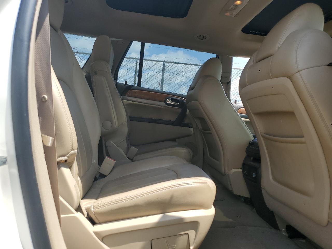 2011 Buick Enclave Cxl VIN: 5GAKRCED5BJ306220 Lot: 64997035