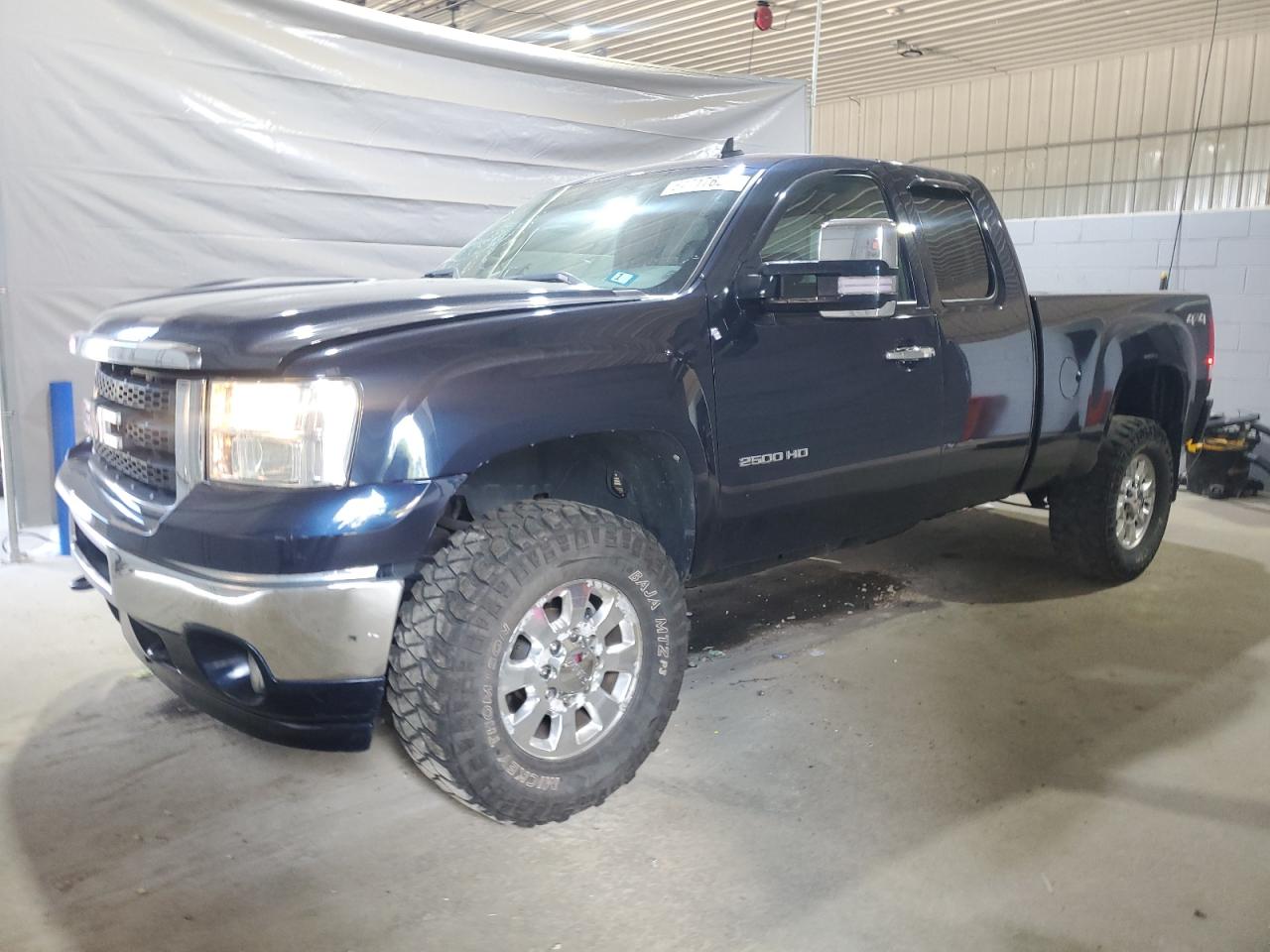 2011 GMC Sierra K2500 Sle blue pickup diesel 1GT220C84BZ221636 photo #1