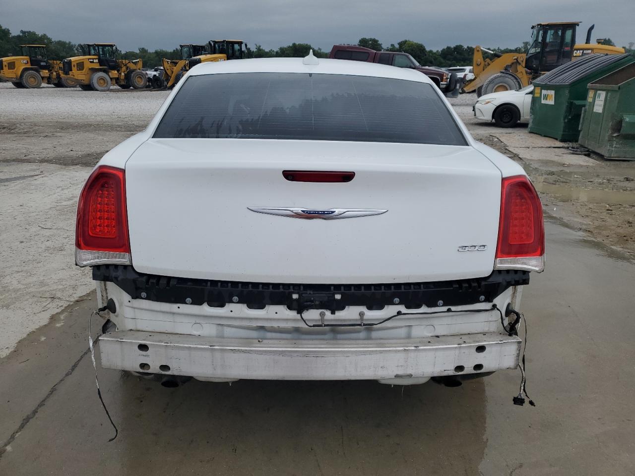 2018 Chrysler 300 Limited VIN: 2C3CCAEG9JH222585 Lot: 66613075