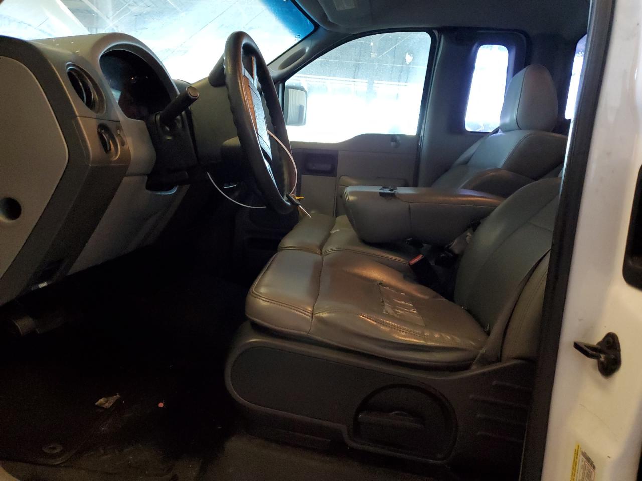 2005 Ford F150 VIN: 1FTRF122X5NB67681 Lot: 65203075