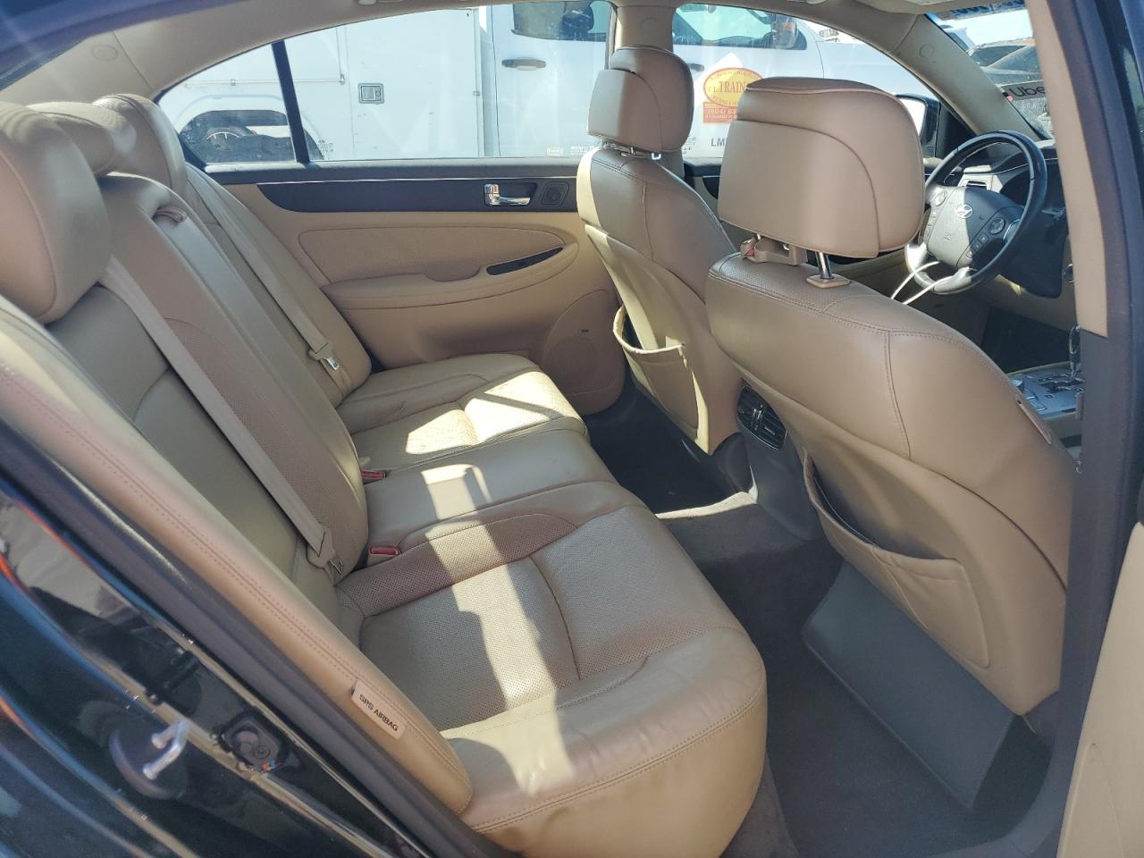 2011 Hyundai Genesis 4.6L VIN: KMHGC4DF1BU135698 Lot: 64056665