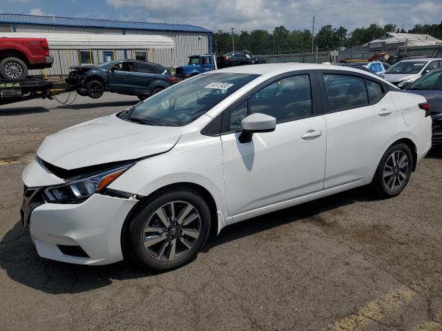  NISSAN VERSA 2022 Biały