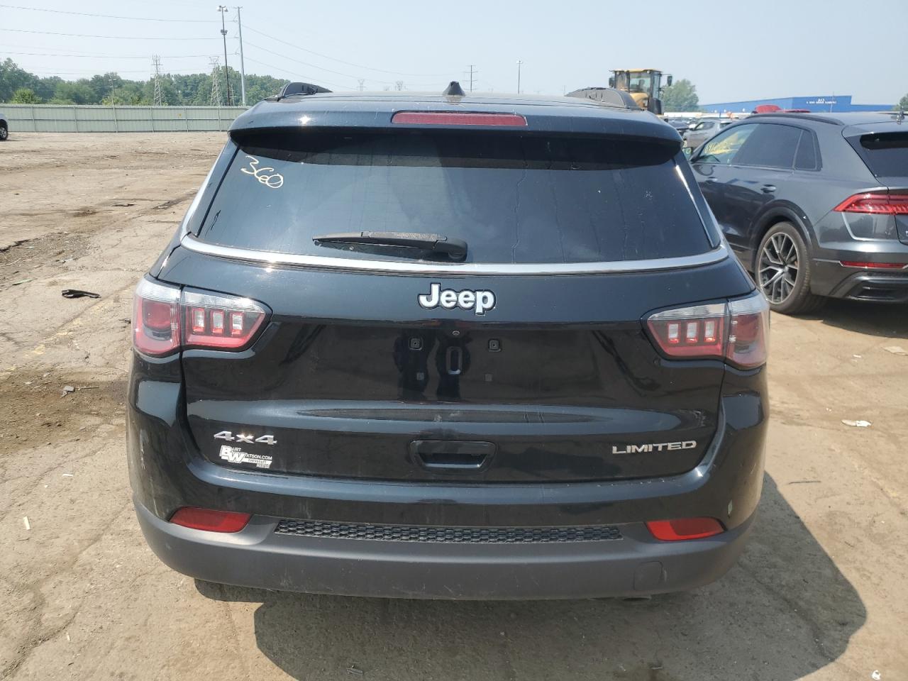 2019 Jeep Compass Limited VIN: 3C4NJDCB0KT647592 Lot: 64810305