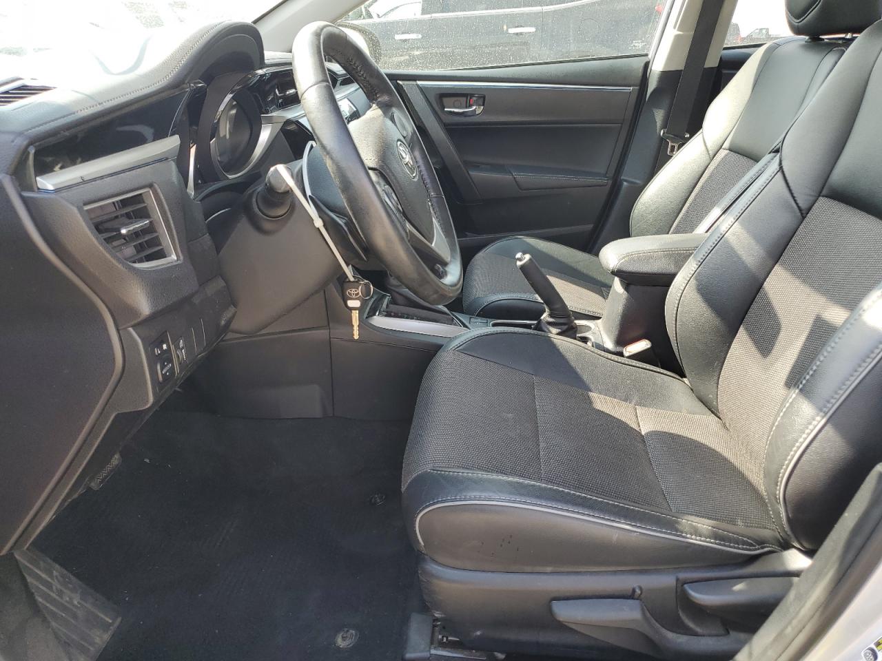 2015 Toyota Corolla L VIN: 2T1BURHE5FC412611 Lot: 64966835