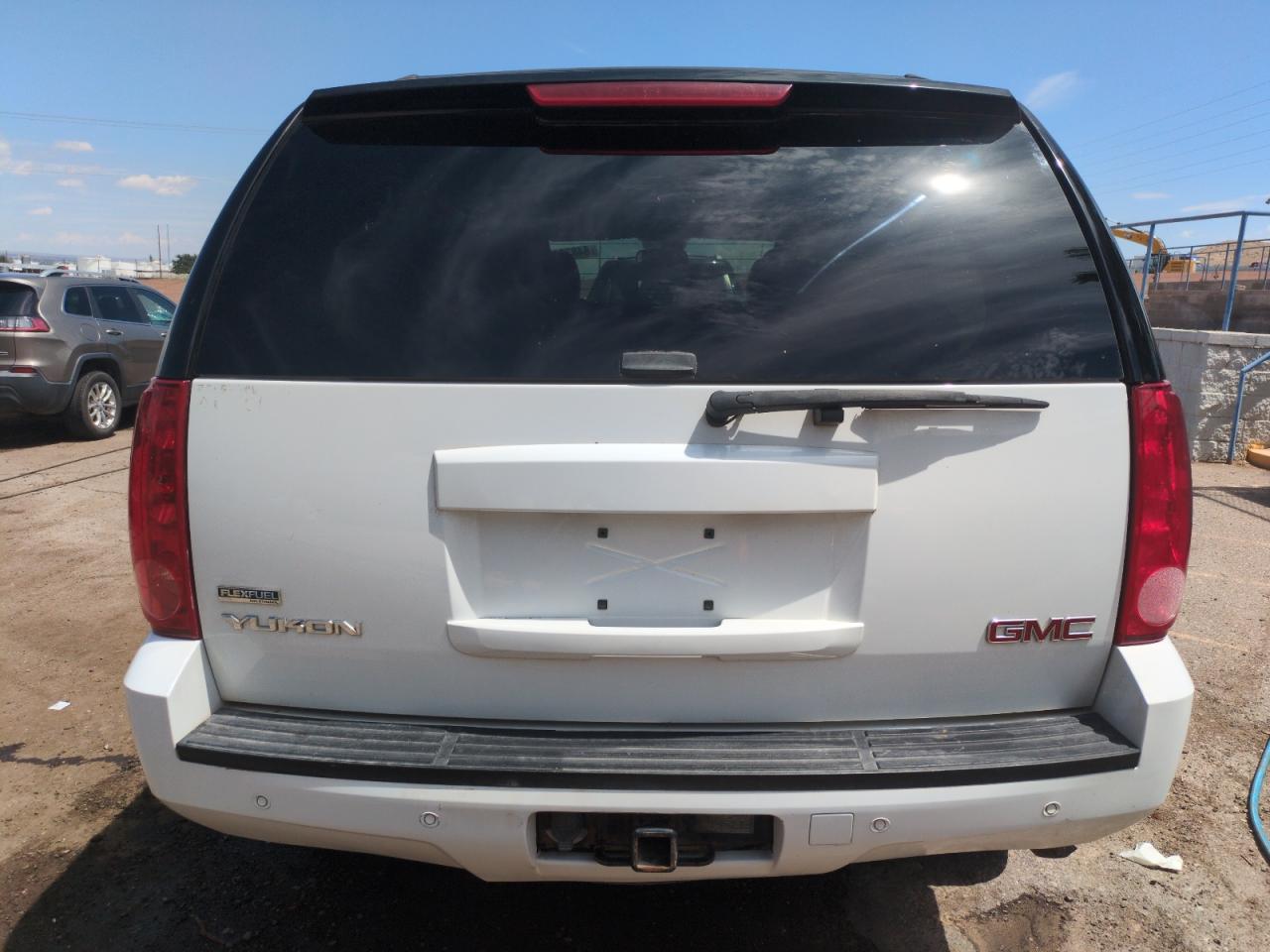 2008 GMC Yukon VIN: 1GKFK13058J122997 Lot: 64839185