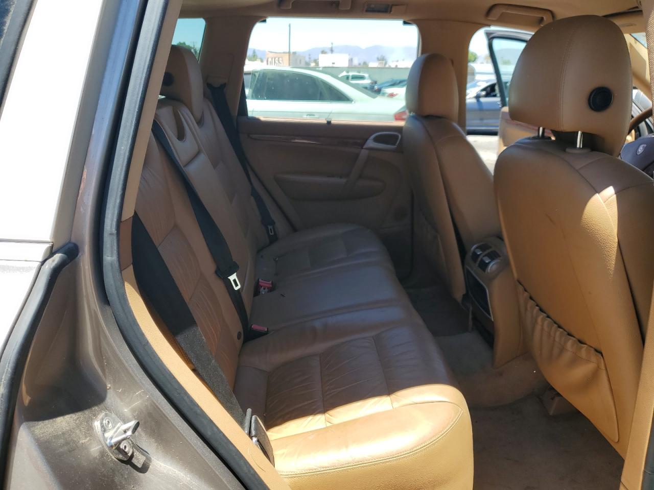 2005 Porsche Cayenne VIN: WP1AA29P55LA20102 Lot: 64122645